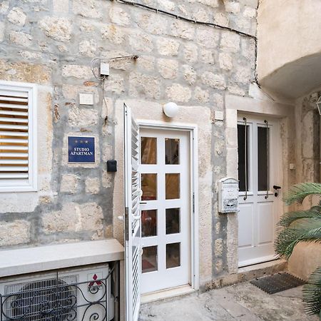 Lovely Holiday House Othello Next To The Buza Beach Dubrovnik Exterior photo
