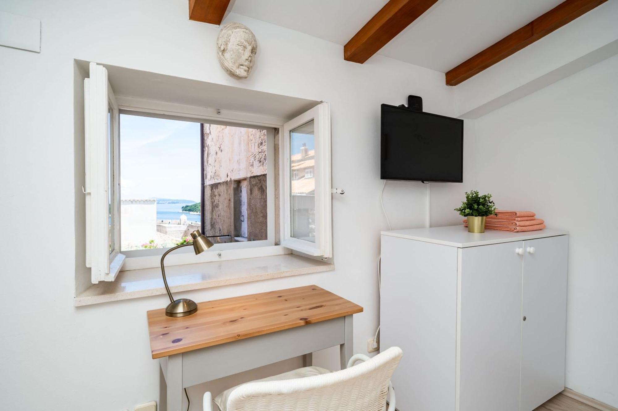 Lovely Holiday House Othello Next To The Buza Beach Dubrovnik Exterior photo